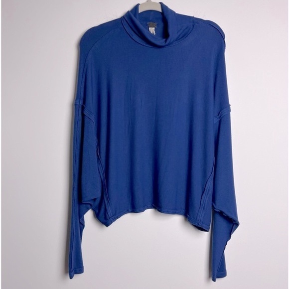 We The Free People Alameda Oversized Slouchy Super Soft Turtleneck Top Blue - Picture 4 of 16